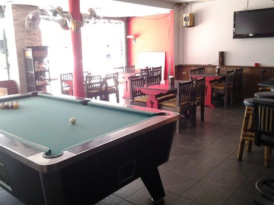 Walkabout Bar & Grill